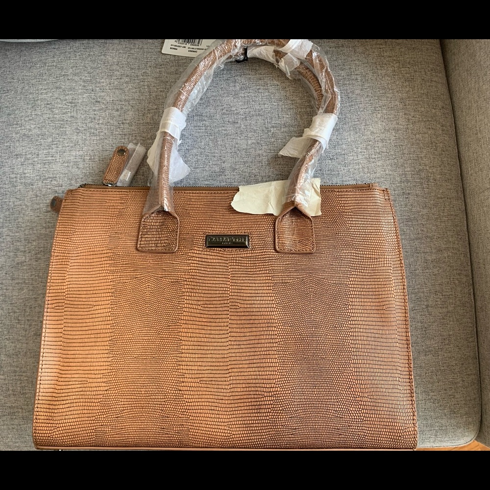 Lamarthe leather croc bag NWT